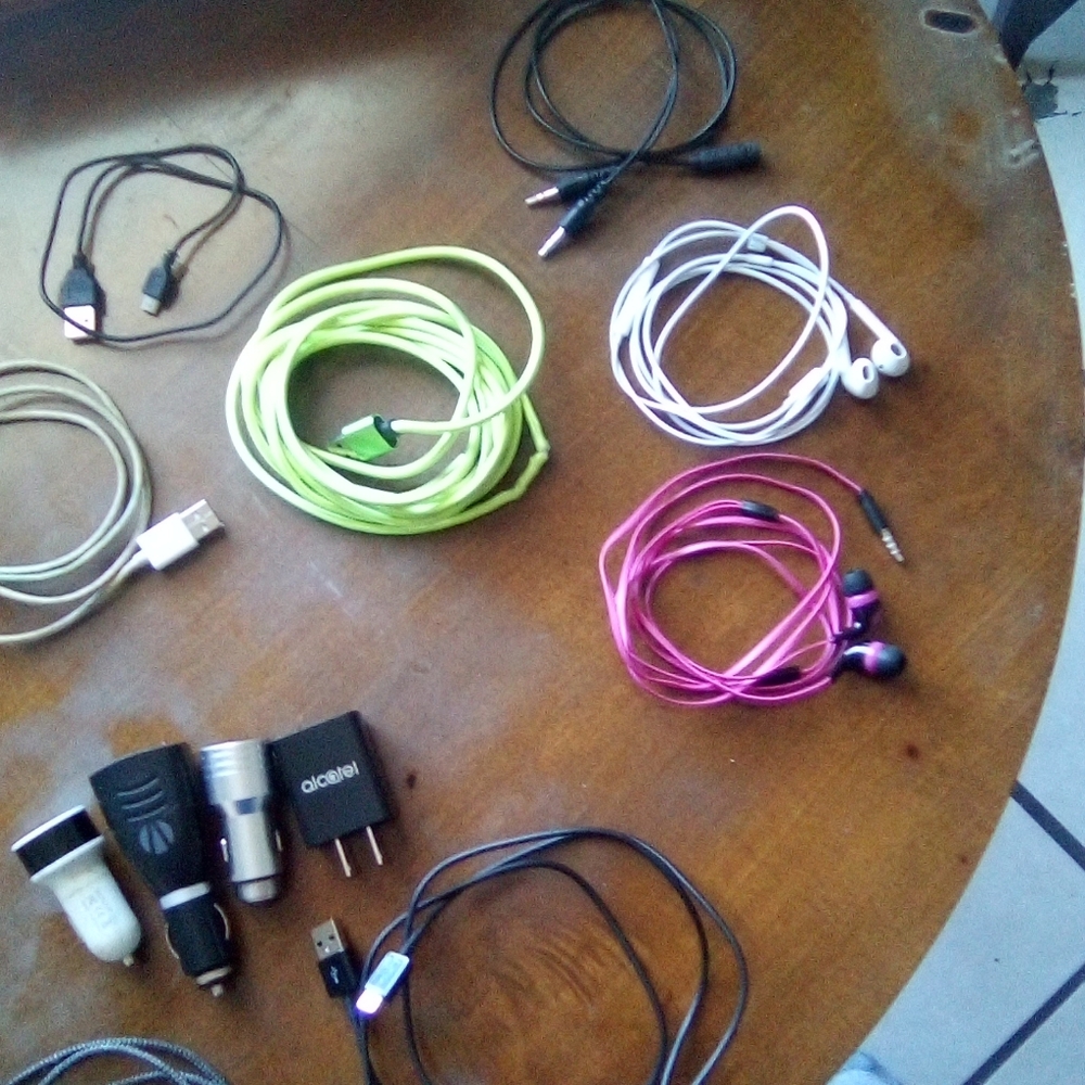 Items - Picture 9 of 16
